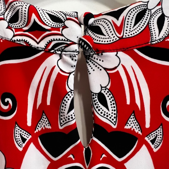 INC International Concepts Beaded Red/Black/White Print Tank Top-M - Picture 4 of 6